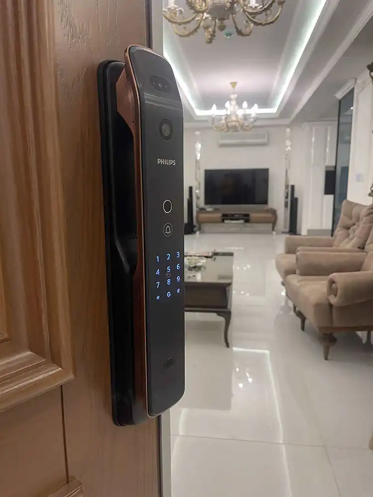 تشخیص چهره سه بعدی در قفل فیلیپس ddl709 fvp